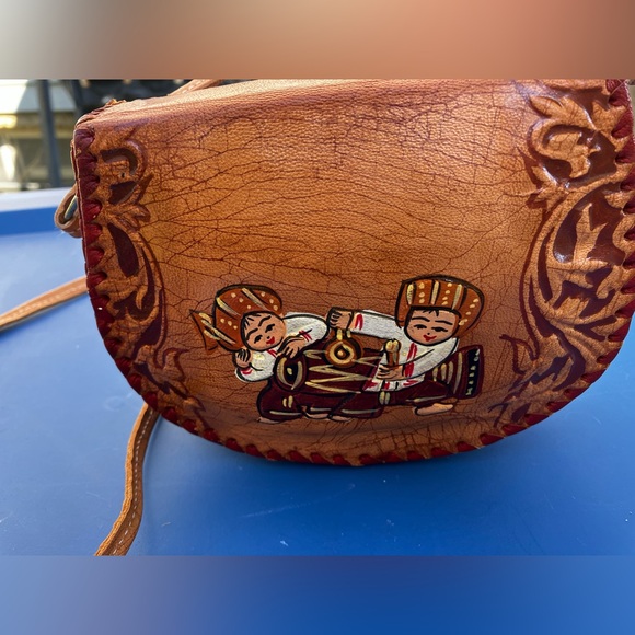 Brown hand painted purse from Cuba - Picture 2 of 6